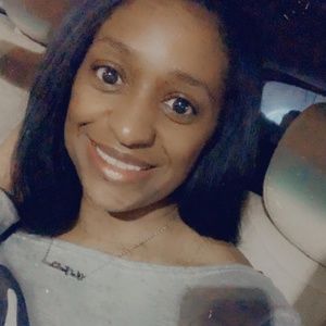 Meet your Posher, Shaneka